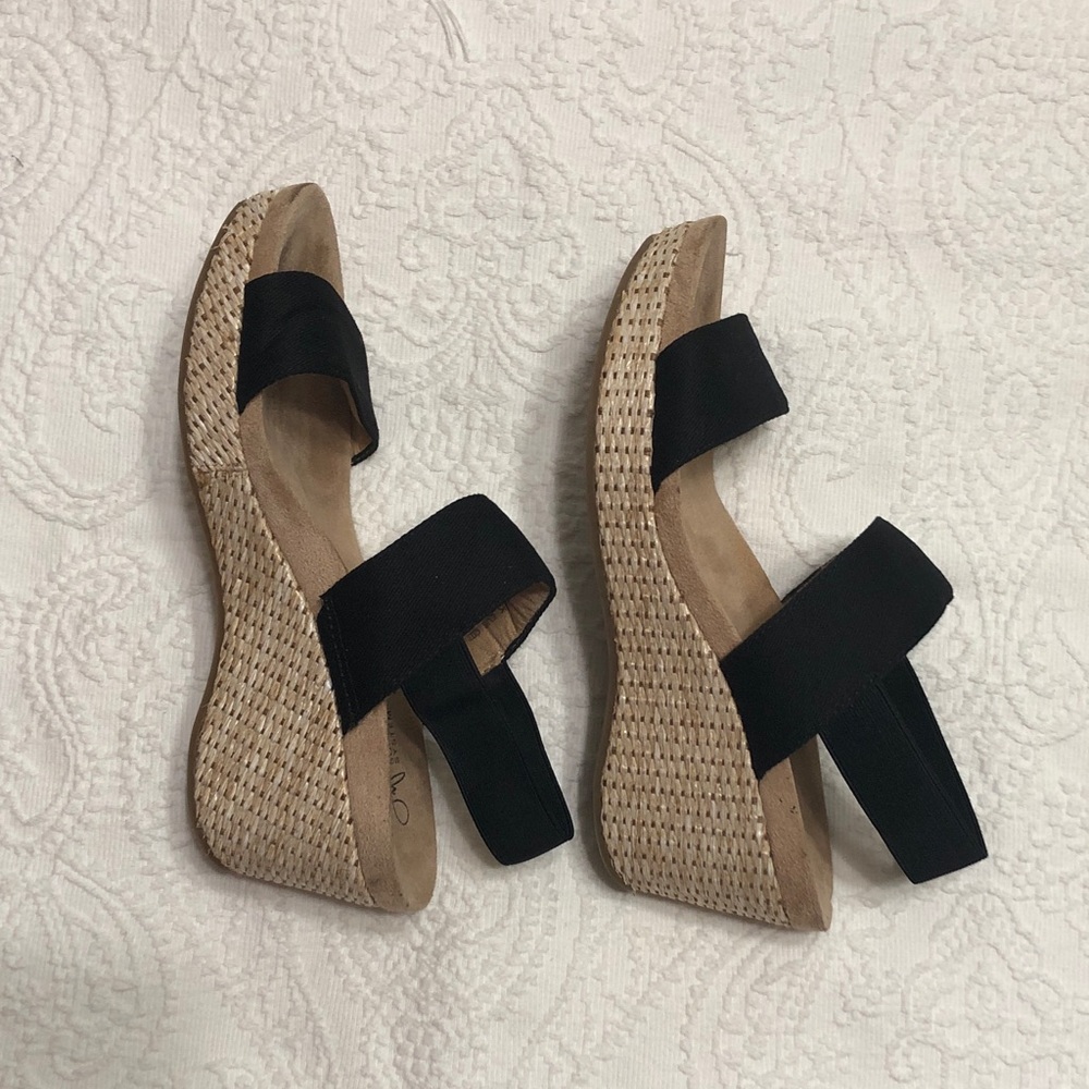 Life Stride Black Elastic Strap Wedge Sandals Size 8M - Picture 6 of 10